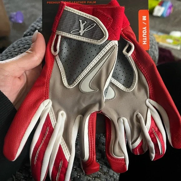 Nike 2024 swingman batting gloves